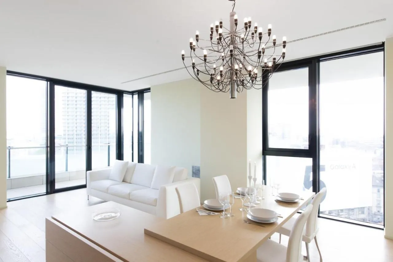 Stylish Elegant Suite In Torre Solaria With Exclusive Milan'S View 0*, Milan Italy