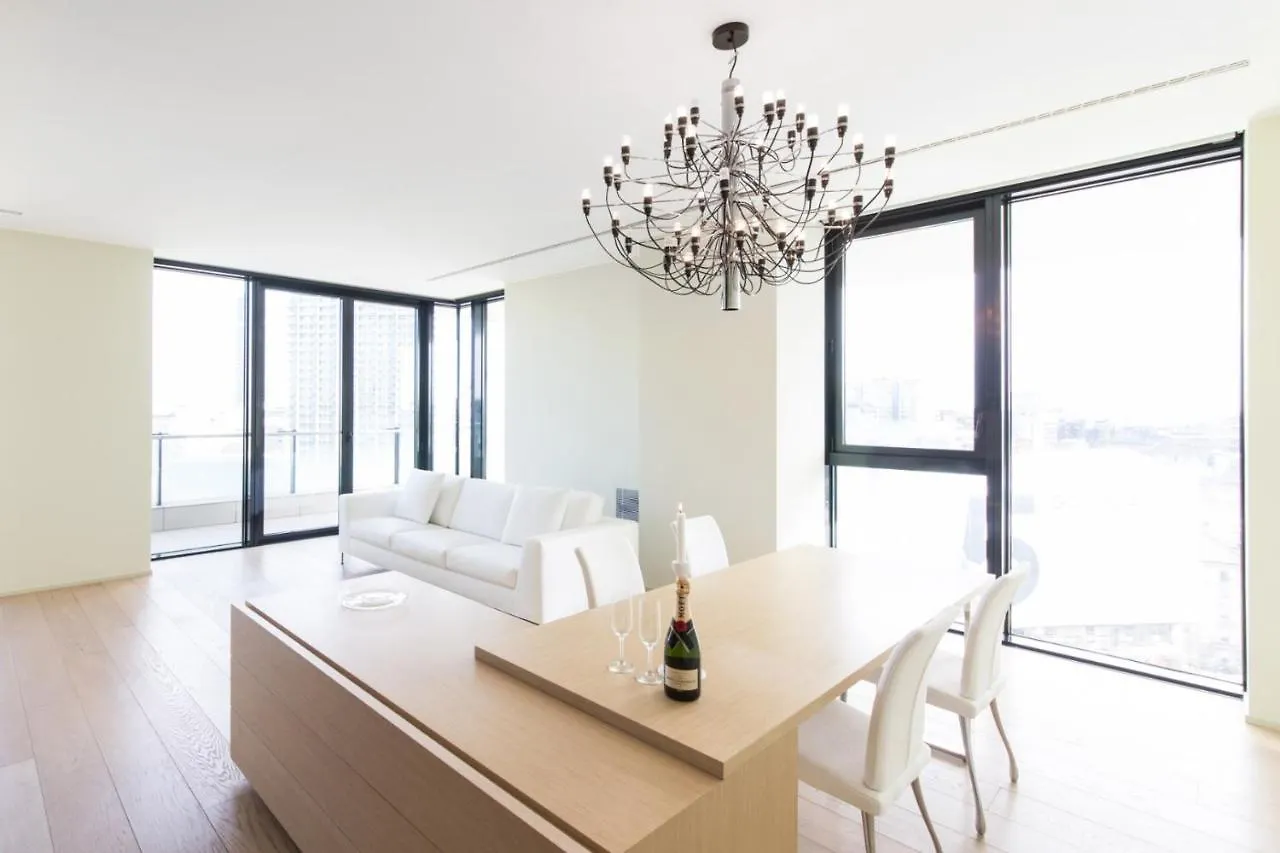 Stylish Elegant Suite In Torre Solaria With Exclusive Milan'S View 0*, Milan