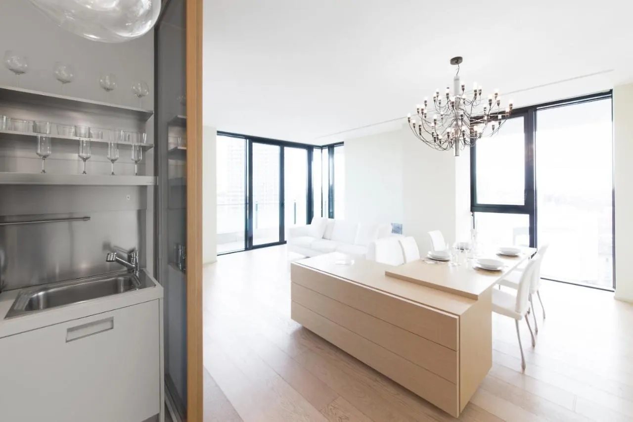 Stylish Elegant Suite In Torre Solaria With Exclusive Milan'S View Apartment Milan